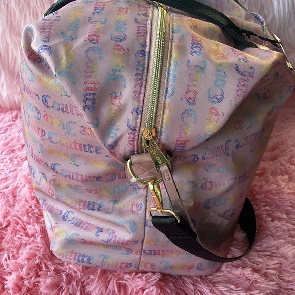 🌈Juicy Couture Rainbow Taffy Word Play Weekender🌈 - Picture 9 of 11